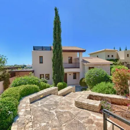 فيلة “you Have Found The Perfect Luxury In Paphos″ - Helidonis *