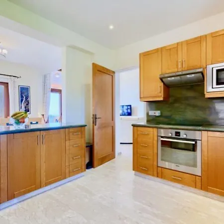“you Have Found The Perfect Luxury In Paphos″ - Helidonis Villa *