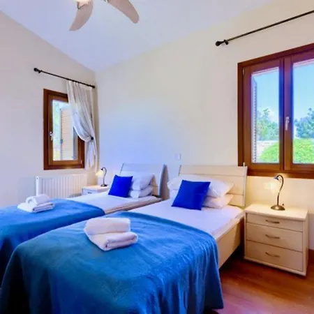 “you Have Found The Perfect Luxury In Paphos″ - Helidonis كوكليا